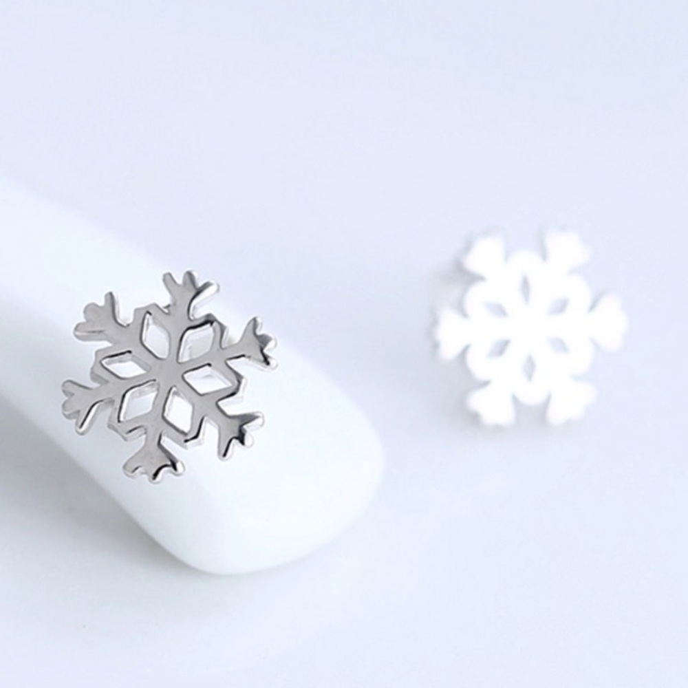 NEW!💙💎❄️ADORABLE SILVER PLATED SNOWFLAKES!❄️💎💙 - Picture 6 of 7
